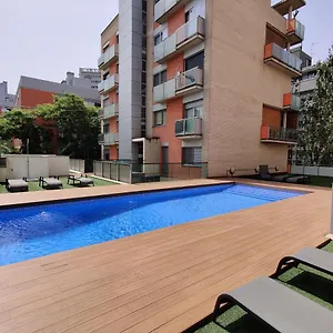 Appartement Magnificent Close To The Beach, Sant Adrià de Besòs